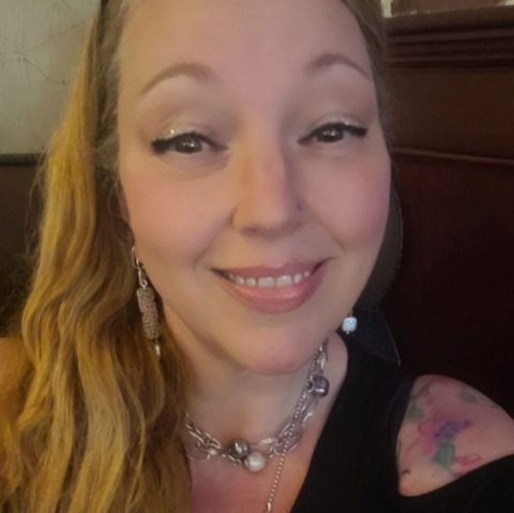 Meet your Posher, Maddie